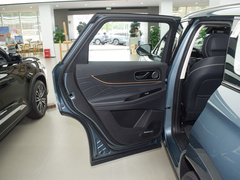 2023款 400T 两驱领先版 5座