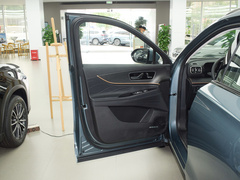 2023款 400T 两驱领先版 5座
