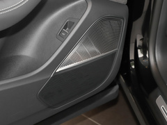 2022款 55 TFSI 暗夜骑士殿堂版 