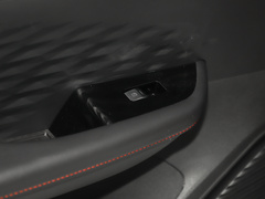 2022款 1.5T DCT魔镜版