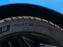 2022款 三厢 EcoBoost 180 自动S版