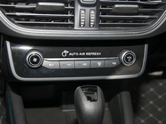 2022款 两厢 EcoBoost 180 自动S版