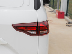2022款 1.6L 标轴创业版 2座