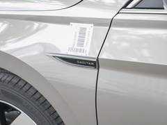 2023款 300TSI DSG卓越版