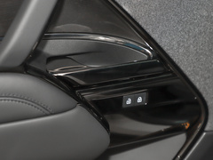 2023款 P400 Dynamic SE