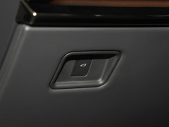 2023款 P400 Dynamic SE