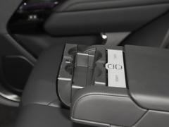 2023款 P400 Dynamic SE