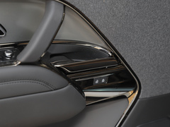 2023款 P400 Dynamic SE