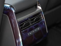 2023款 P400 Dynamic SE