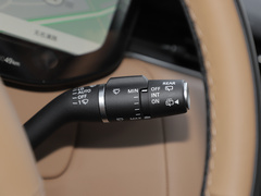 2023款 P400 Dynamic SE