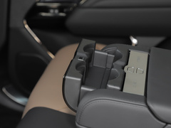 2023款 P400 Dynamic SE