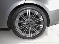 2023款 P400 Dynamic SE