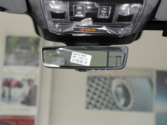 2023款 P400 Dynamic SE