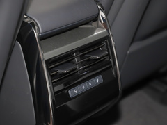 2023款 P400 Dynamic SE