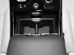 2023款 P400 Dynamic SE