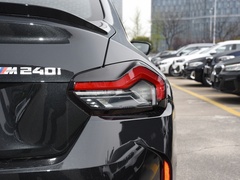 2023款  M240i
