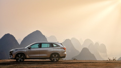 2023款 2.0T 两驱舒享版