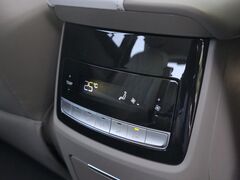 2023款 2.0T 两驱舒享版