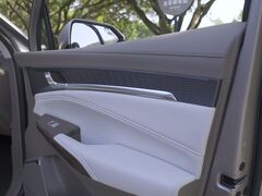 2023款 2.0T 两驱舒享版