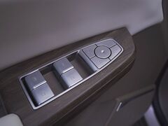 2023款 2.0T 两驱舒享版