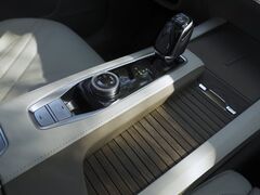 2023款 2.0T 两驱舒享版
