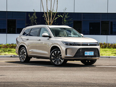 2022款 1.5T 增程式 四驱豪华版
