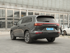 2022款 1.5T 增程式 四驱豪华版