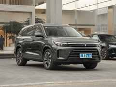 2022款 1.5T 增程式 四驱豪华版