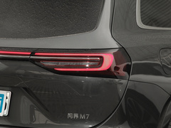 2022款 1.5T 增程式 四驱豪华版