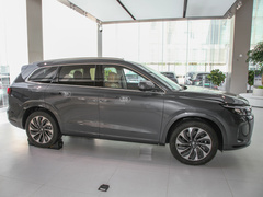 2022款 1.5T 增程式 四驱豪华版