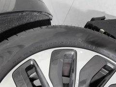 2022款 1.5T 增程式 四驱豪华版