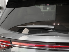 2022款 1.5T 增程式 四驱豪华版