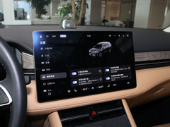 2022款 1.5T 增程式 四驱豪华版