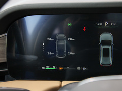 2022款 1.5T 增程式 四驱豪华版
