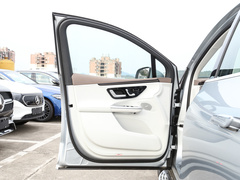 2023款 350 4MATIC 先锋版