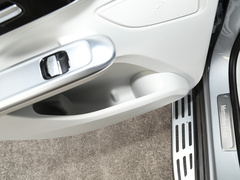 2023款 350 4MATIC 先锋版