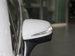 2023款 350 4MATIC 先锋版