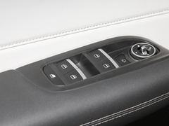 2022款 PLUS 功夫熊猫联名版 1.5T CVT品智型