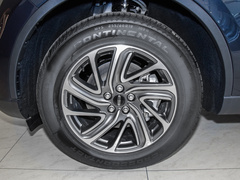 2022款 3.0T V6 四驱尊享版