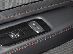 2022款 3.0T V6 四驱尊享版