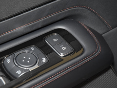 2022款 3.0T V6 四驱尊享版
