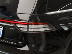 2022款 3.0T V6 四驱尊享版