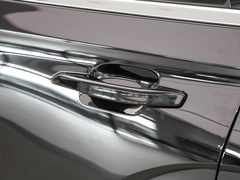 2022款 3.0T V6 四驱尊享版