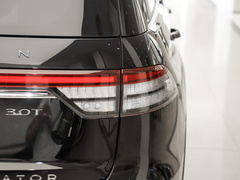 2022款 3.0T V6 四驱尊享版