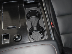 2022款 3.0T V6 四驱尊享版