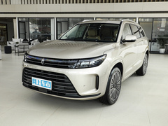 2022款 1.5T 增程式 四驱旗舰版
