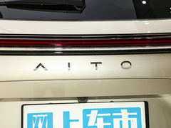 2022款 1.5T 增程式 四驱旗舰版