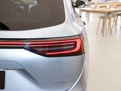 2022款 1.5T 增程式 四驱旗舰版