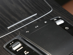 2022款 三次改款 E 300 L 时尚型 运动轿车 