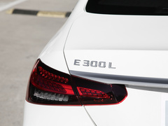 2022款 三次改款 E 300 L 时尚型 运动轿车 